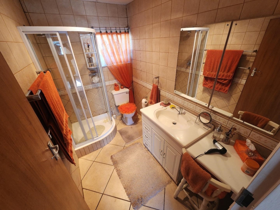 4 Bedroom Property for Sale in Fichardt Park Free State